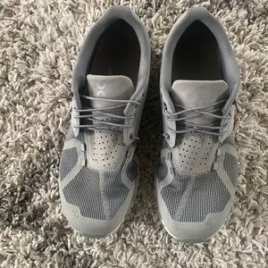 Women’s On Cloud, Size 11, Running Shoes and Great for traveling!